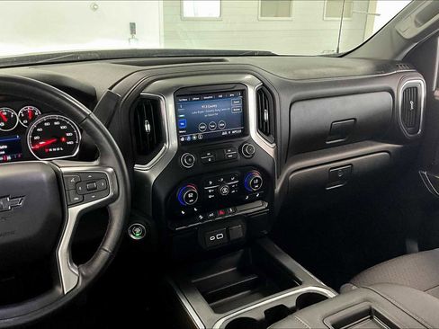 Used 2022 Chevrolet Silverado 1500 RST image 13