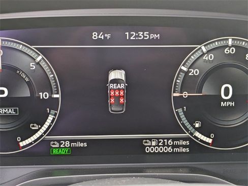 New 2025 Mitsubishi Outlander SE image 32