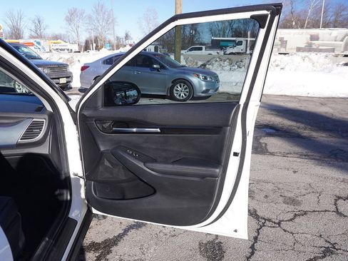 Used 2023 Kia Seltos S image 23