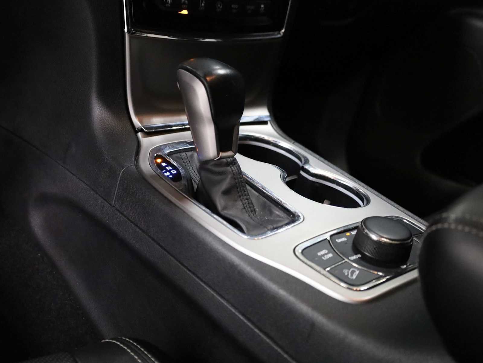 Used 2021 Jeep Grand Cherokee Limited w/ Quick Order Package 28K 80th AWD/4WD image 27