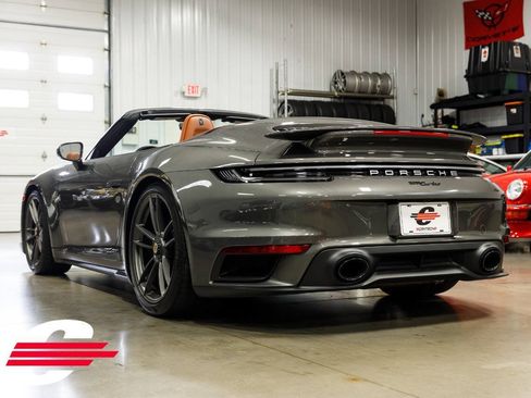 Used 2024 Porsche 911 Cabriolet AWD/4WD image 13