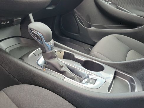 Used 2023 Chevrolet Malibu LS w/ LPO, Floor Liner Package FWD image 29
