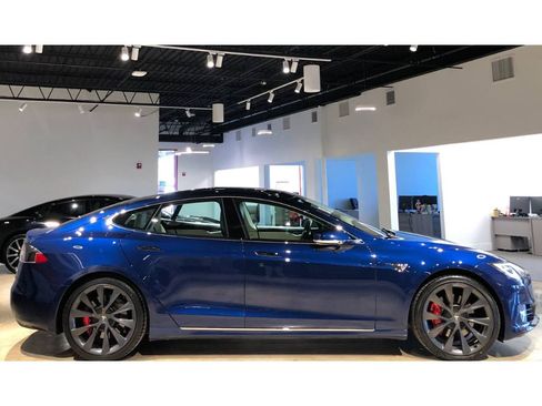 Used 2018 Tesla Model S P100D image 7