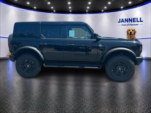 New 2026 Ford Bronco Outer Banks w/ Sasquatch Package AWD/4WD image 4