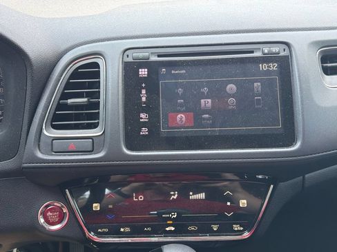 Used 2018 Honda HR-V EX image 27