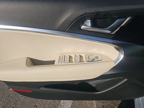 Used 2026 Genesis G70 2.5T RWD image 8