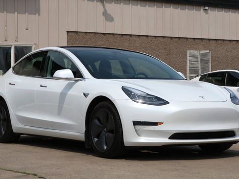 Used 2019 Tesla Model 3 Long Range AWD/4WD image 4