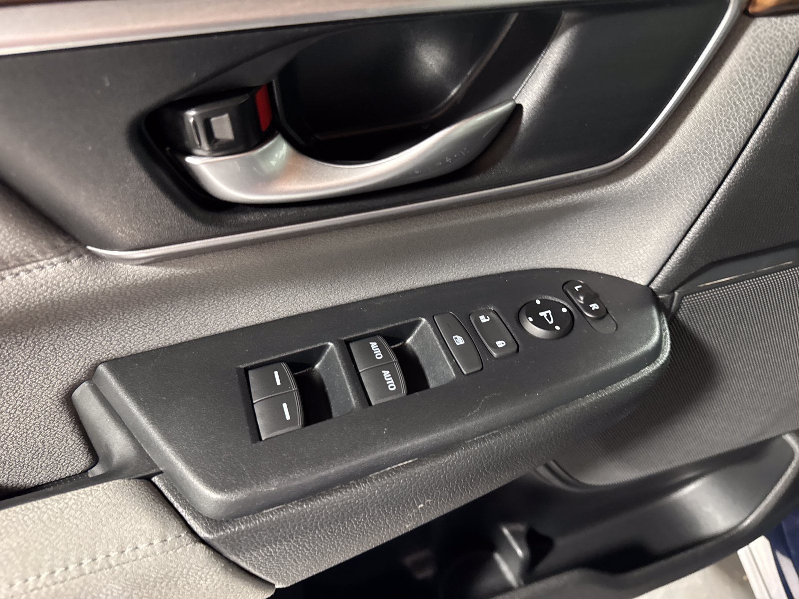 Certified 2018 Honda CR-V EX image 12
