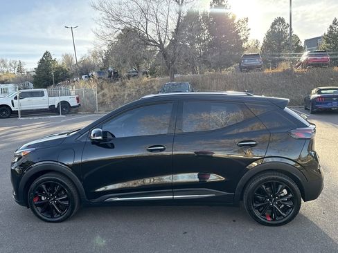 Used 2023 Chevrolet Bolt EUV Premier w/ Sun & Sound Package image 4