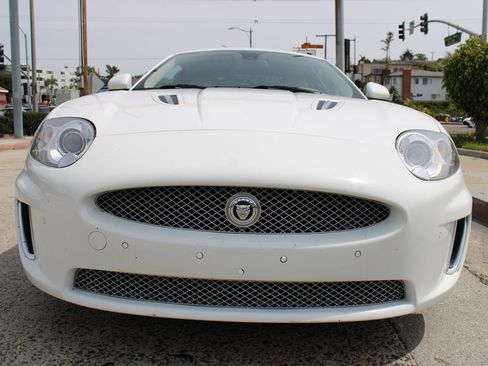 Used 2011 Jaguar XKR R image 10