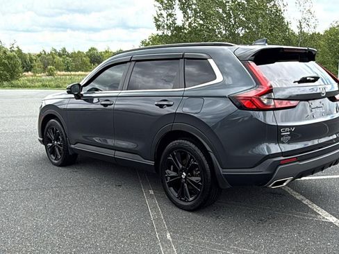 Used 2023 Honda CR-V Sport Touring image 9