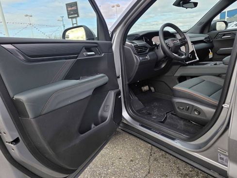 New 2026 GMC Acadia AT4 w/ Luxury Package AWD/4WD image 21