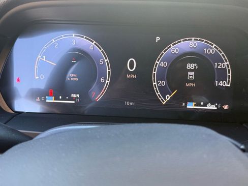 New 2026 Jeep Grand Cherokee L Limited w/ Limited Altitude Package AWD/4WD image 19