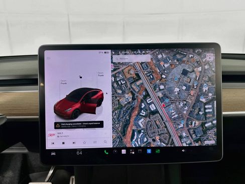 Used 2023 Tesla Model Y Performance AWD/4WD image 19