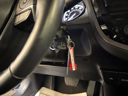 Used 2023 Toyota Camry SE w/ Cold Weather Package image 29