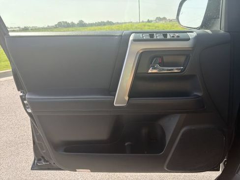 Used 2024 Toyota 4Runner SR5 RWD image 39