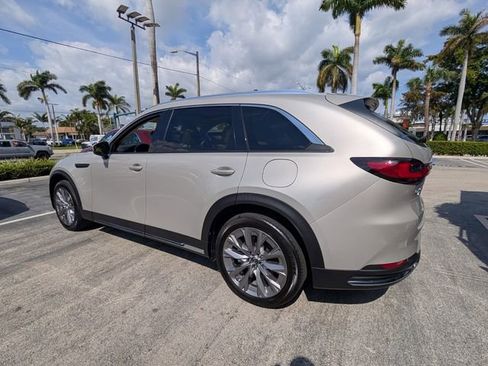 Used 2024 MAZDA CX-90 3.3 Turbo w/ Premium Package image 10