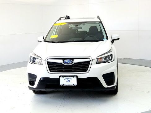 Used 2019 Subaru Forester Premium AWD/4WD image 8