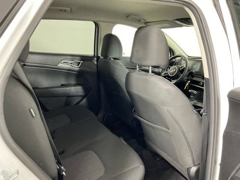 Used 2025 Kia Sportage LX FWD image 15