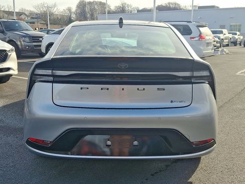 New 2026 Toyota Prius Plug-In Hybrid image 5