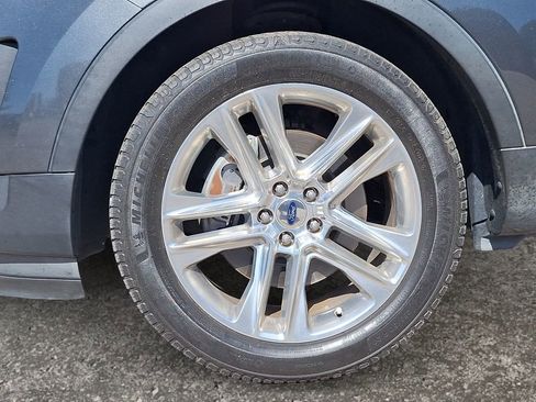 Used 2017 Ford Explorer Limited image 7