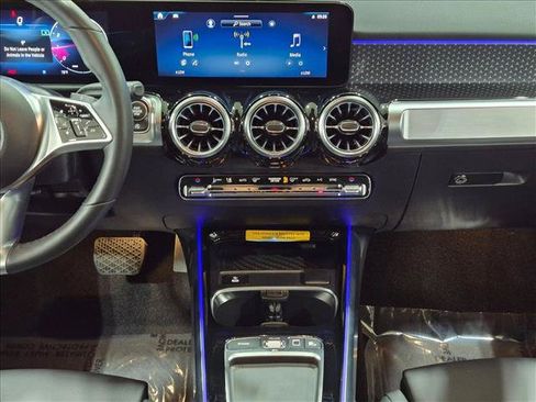 Used 2026 Mercedes-Benz GLB 250 image 14