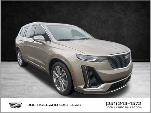 Used 2023 Cadillac XT6 Premium Luxury FWD image 1