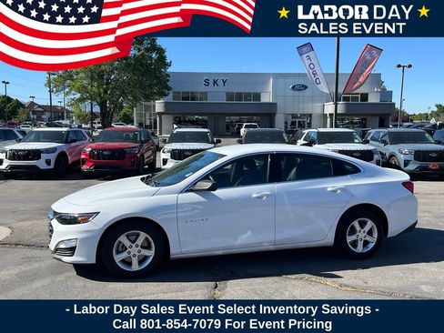 Used 2024 Chevrolet Malibu LS FWD image 1
