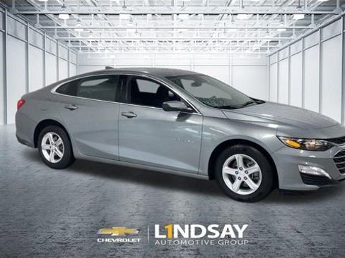 Used 2024 Chevrolet Malibu LT FWD image 3