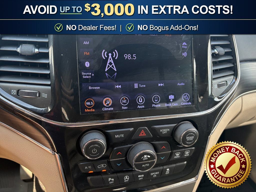 Used 2021 Jeep Grand Cherokee Limited w/ Luxury Group II RWD image 26