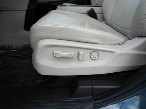 Used 2025 Honda Odyssey EX-L image 12