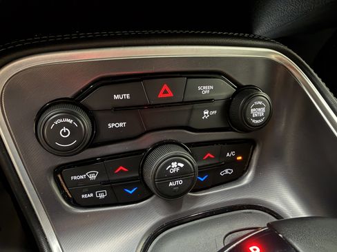 Used 2020 Dodge Challenger SXT w/ Blacktop Package RWD image 18