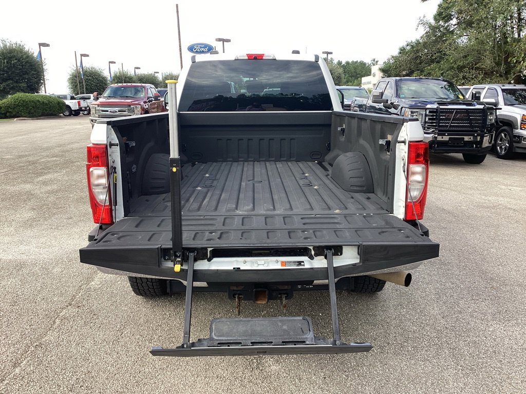 Used 2020 Ford F250 XL w/ STX Appearance Package AWD/4WD image 13