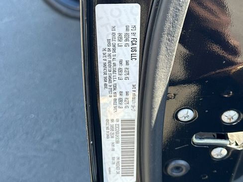 Used 2018 Dodge Challenger SXT w/ Blacktop Package image 30