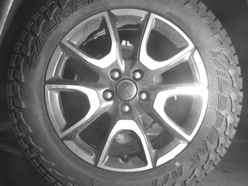 Used 2025 Jeep Compass Trailhawk image 14