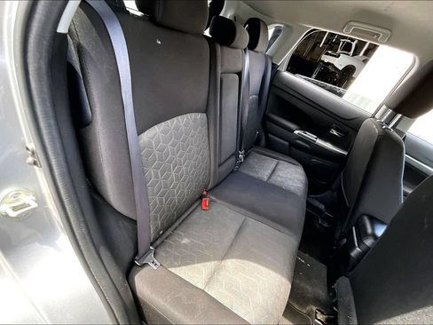 Used 2020 Mitsubishi Outlander Sport SE AWD/4WD image 23