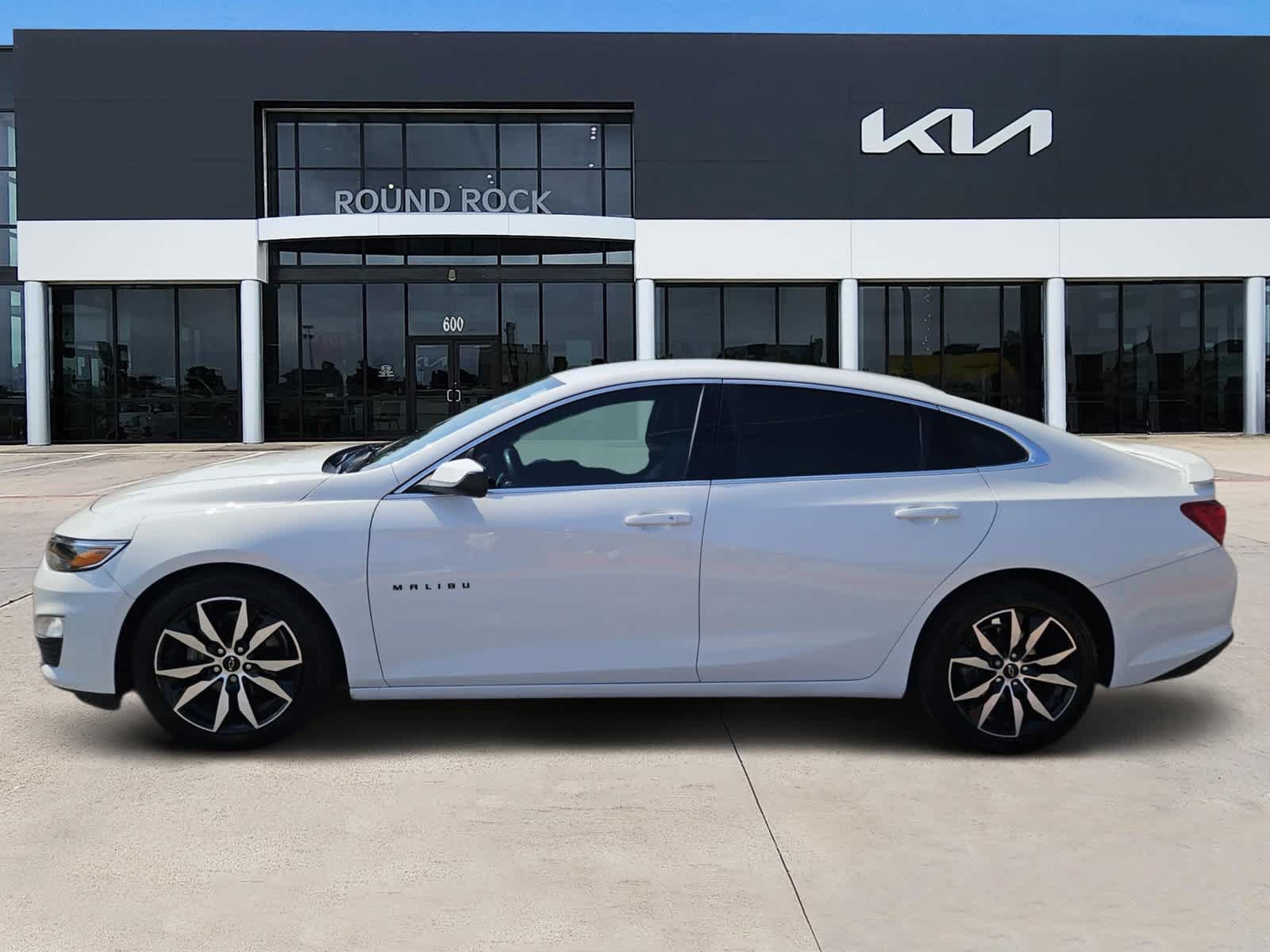 Used 2020 Chevrolet Malibu RS FWD image 4