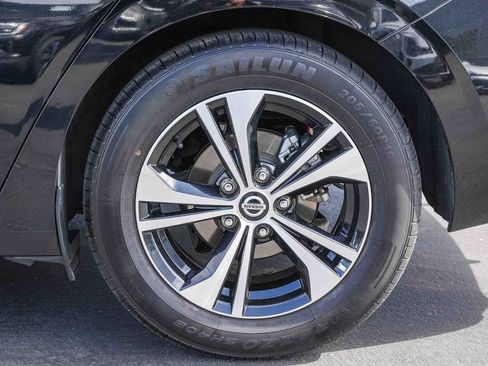 Used 2023 Nissan Sentra SV FWD image 10