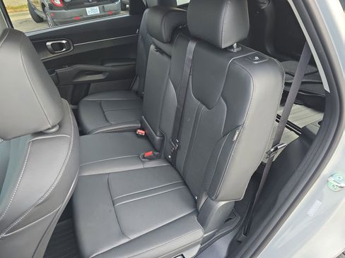New 2026 Kia Sorento S image 16