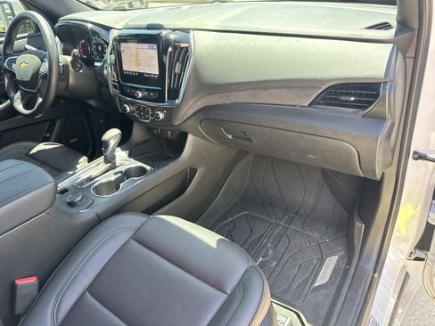 Used 2023 Chevrolet Traverse High Country w/ LPO, Floor Liner Package FWD image 12