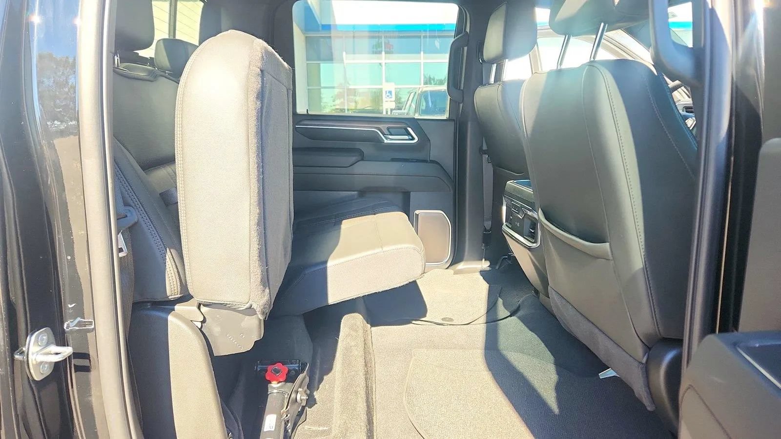 Used 2024 Chevrolet Silverado 2500 High Country w/ High Country Premium Package AWD/4WD image 23