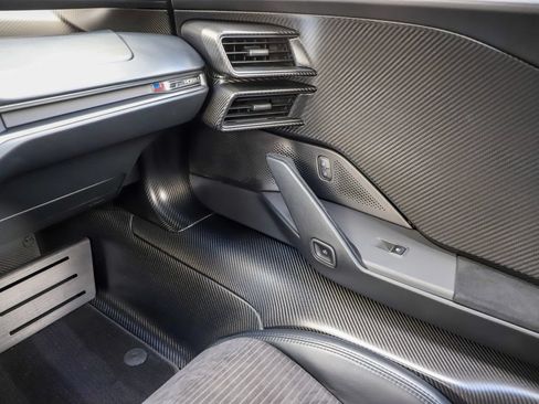 Used 2017 Ford GT RWD image 90