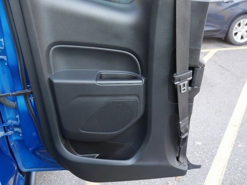 Used 2022 Chevrolet Colorado ZR2 w/ ZR2 Dusk Special Edition image 29