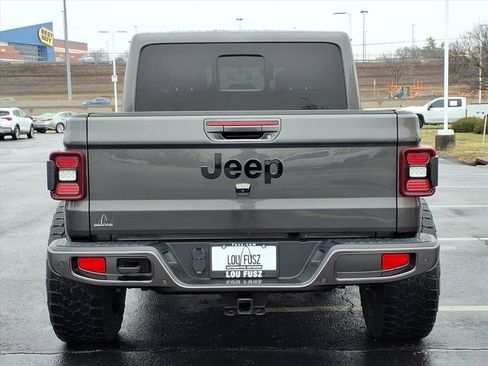 Used 2021 Jeep Gladiator Overland image 28