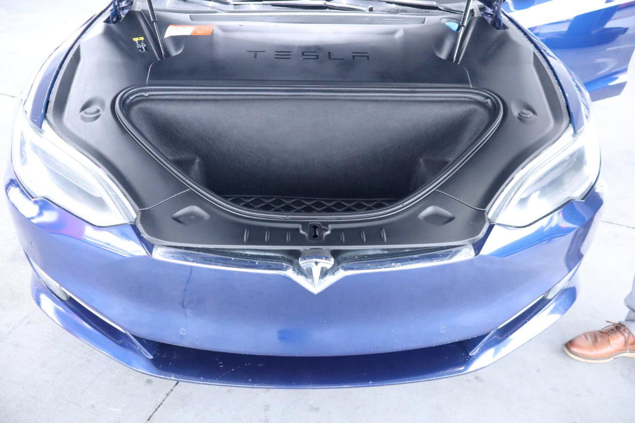Used 2018 Tesla Model S 100D AWD/4WD image 41