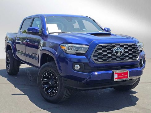 Used 2023 Toyota Tacoma TRD Sport w/ Technology Package AWD/4WD image 1