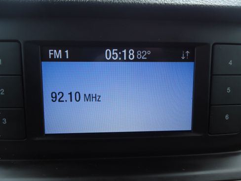 Used 2020 Ford Transit Connect XL FWD image 15