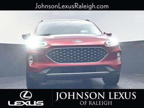 Used 2020 Ford Escape Titanium image 11