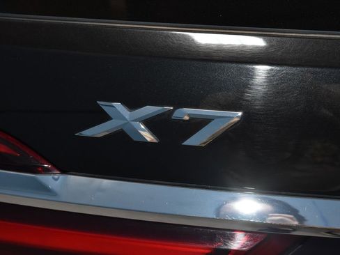 Used 2020 BMW X7 xDrive40i w/ Cold Weather Package AWD/4WD image 38