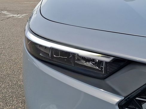 Used 2025 Honda Accord Sport image 13